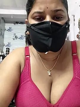 pinkisaha75 live cam on Stripchat
