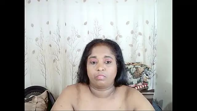 Indiantasha live cam on Stripchat