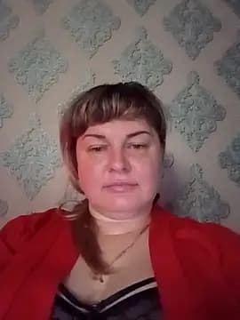 KristinaLowq live cam on Stripchat