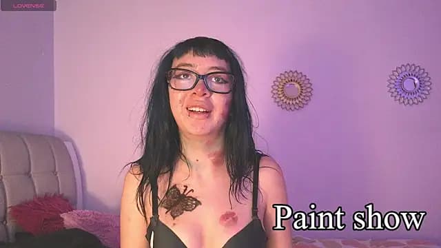 Madewithhell live cam