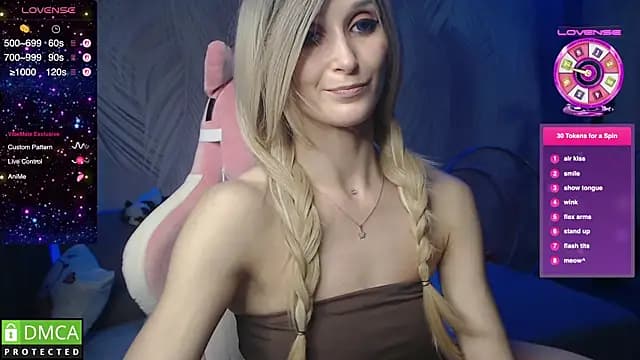 AliceSporty live cam