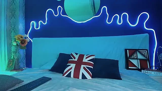 JeanneSabatier live cam