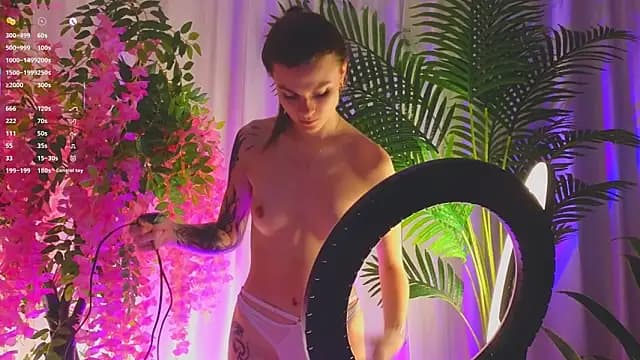 EvaHair live cam on Stripchat