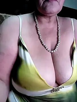 Troiavaca live cam on Stripchat