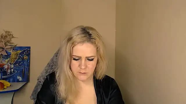 kay_franccis live cam on Stripchat