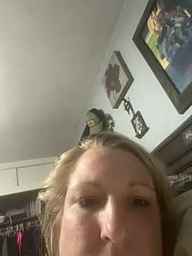 sweetkacibaby live cam on Stripchat