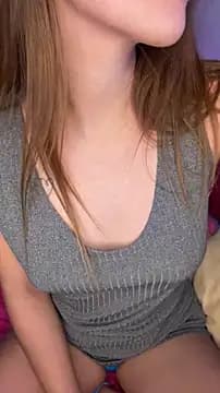 Nare-26 live cam on Stripchat