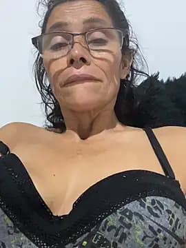 MireyaTorresGu live cam