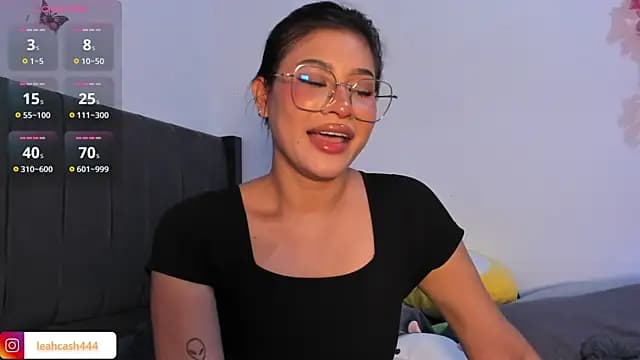 leaahcashh live cam