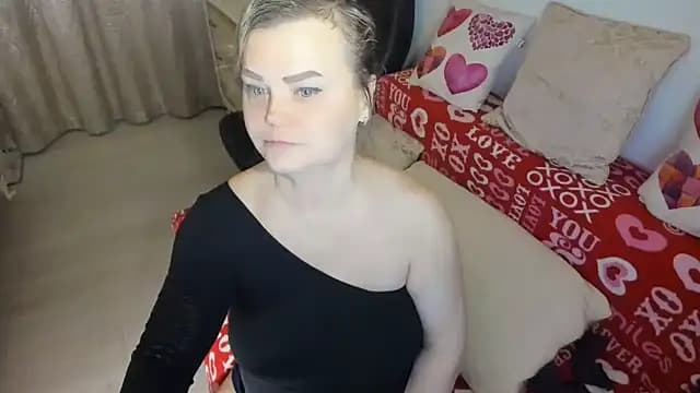 MildMature live cam