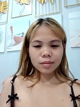 Sexxie_Ella22 live cam