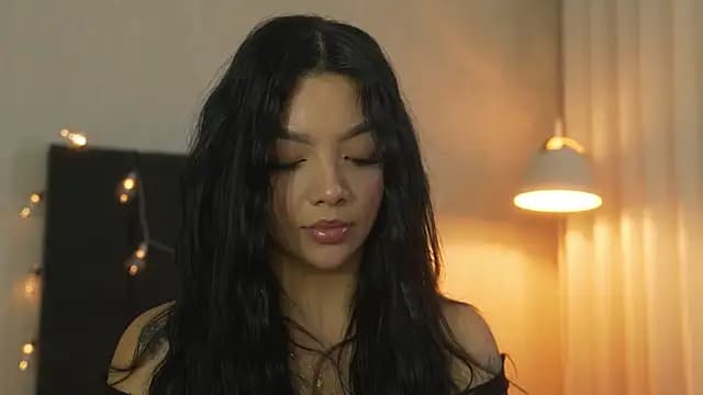 sarah_hiill live cam