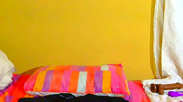 Augustine-Blooomxx live cam