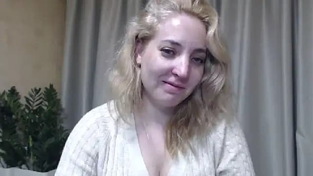 sweetpussy live cam on Stripchat