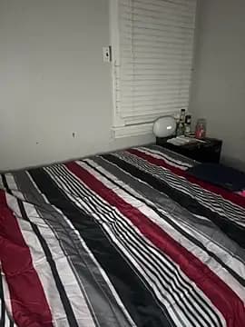 Chocolatebunnyxx96 live cam on Stripchat