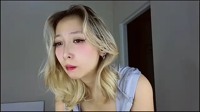 jasmilee live cam on Stripchat