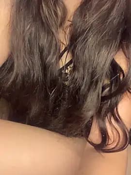 SomeWhatFoxyX live cam