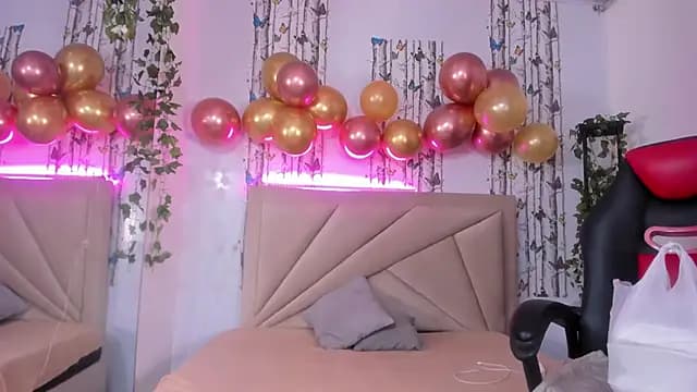 valeria_dark_ live cam on Stripchat