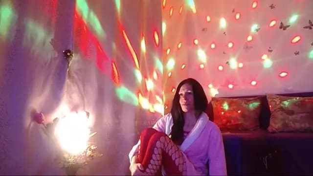 ElysaSun live cam on Stripchat