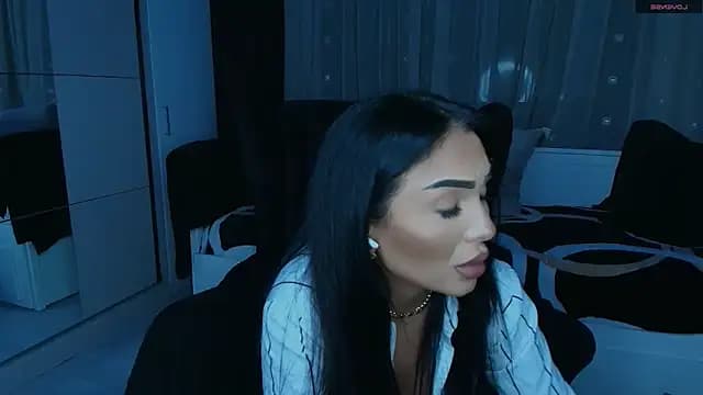 mistress_meryem live cam on Stripchat