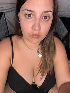 Novababy18 live cam on Stripchat