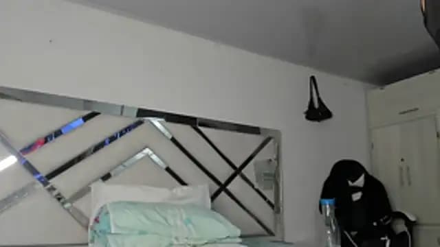 maybelline69 live cam