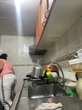 Carola-Ross live cam