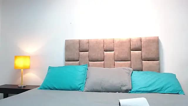 Aurorarosye live cam