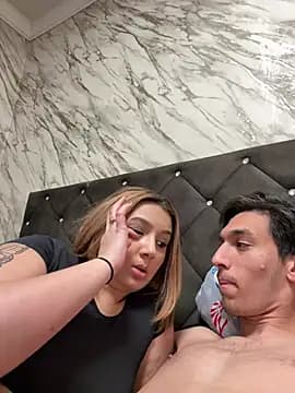 hotamanda01 live cam on Stripchat