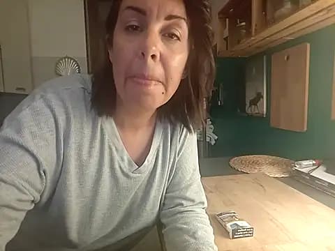 Ginevra01 live cam on Stripchat