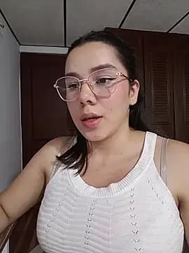 EmmaSulivan live cam on Stripchat