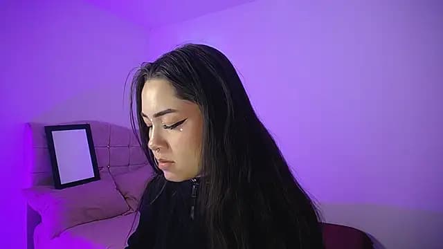 _Pariiss live cam on Stripchat