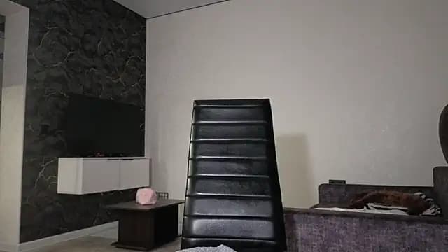 BabySofa live cam on Stripchat