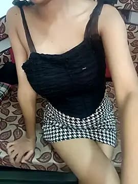 Ceruu live cam on Stripchat