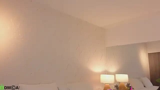 ava_blue live cam on Stripchat