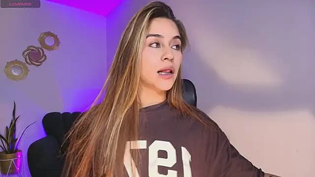 aliss_ev live cam on Stripchat