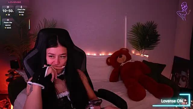 FataleNellie live cam on Stripchat