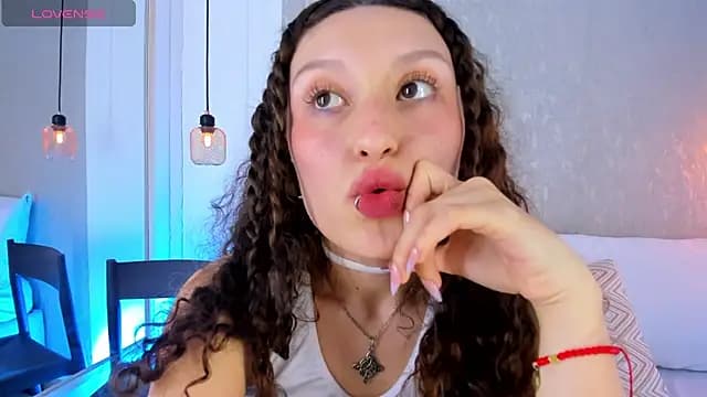 Martina_077 live cam on Stripchat