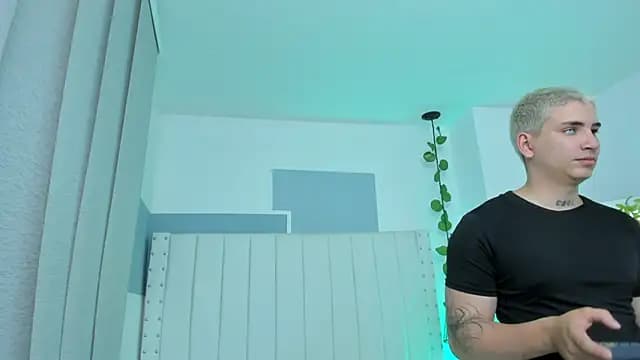 sebas_and_vanessa live cam