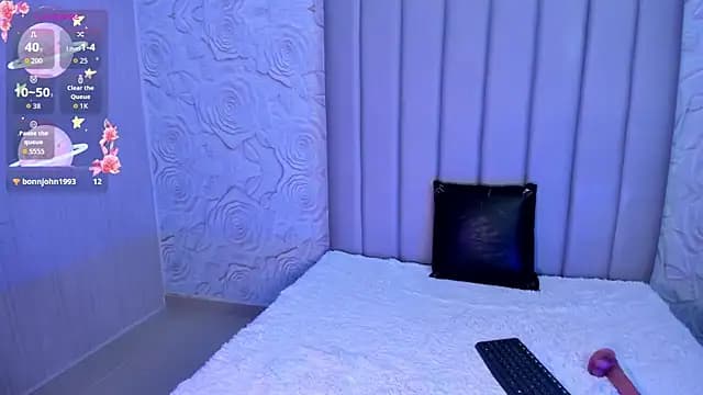 Lya_dubois_ live cam