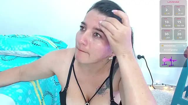 Emelyross_ live cam