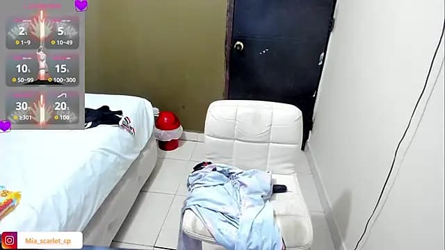 Mia_scarlet69 live cam