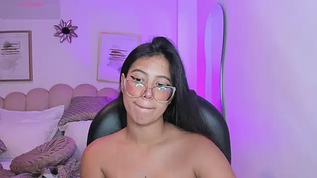 raven_stonee live cam