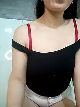 Vyvvyy69 live cam on Stripchat