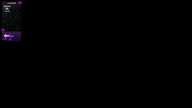 MelanyHolsen live cam on Stripchat