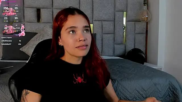 camilaa_smith_ live cam on Stripchat