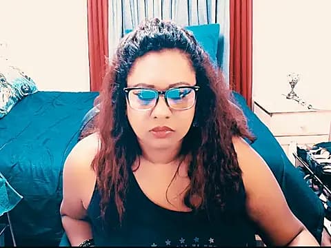 Indianlust69 live cam on Stripchat