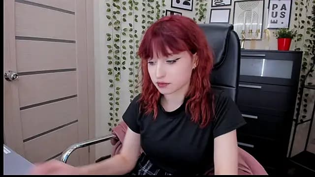 ElizaNik_ live cam on Stripchat