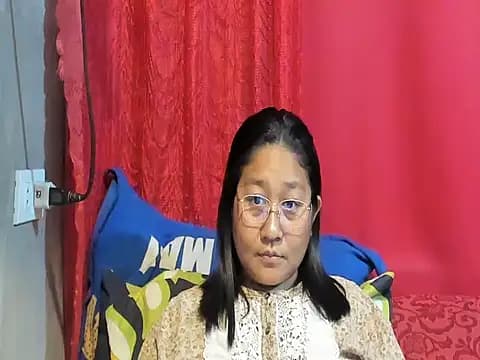 PINAYSUNSHINE38 live cam on Stripchat