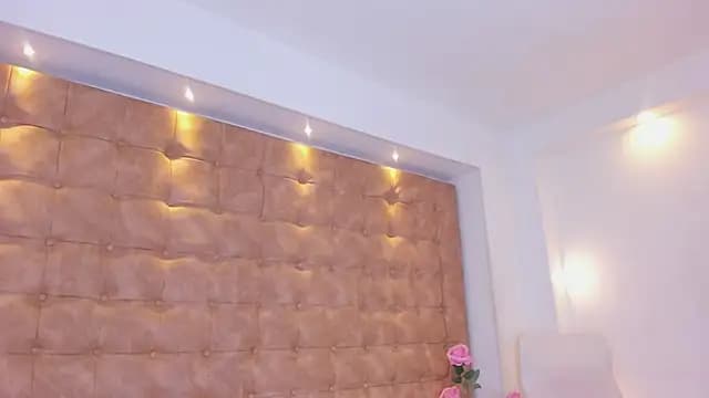 violet_giraldo live cam